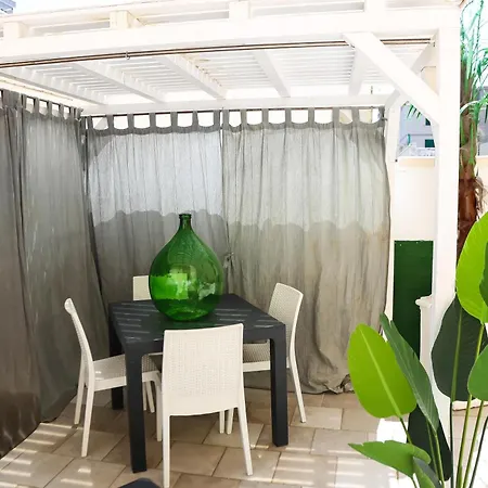 Apartament La Dimora Di Rebecca Bari